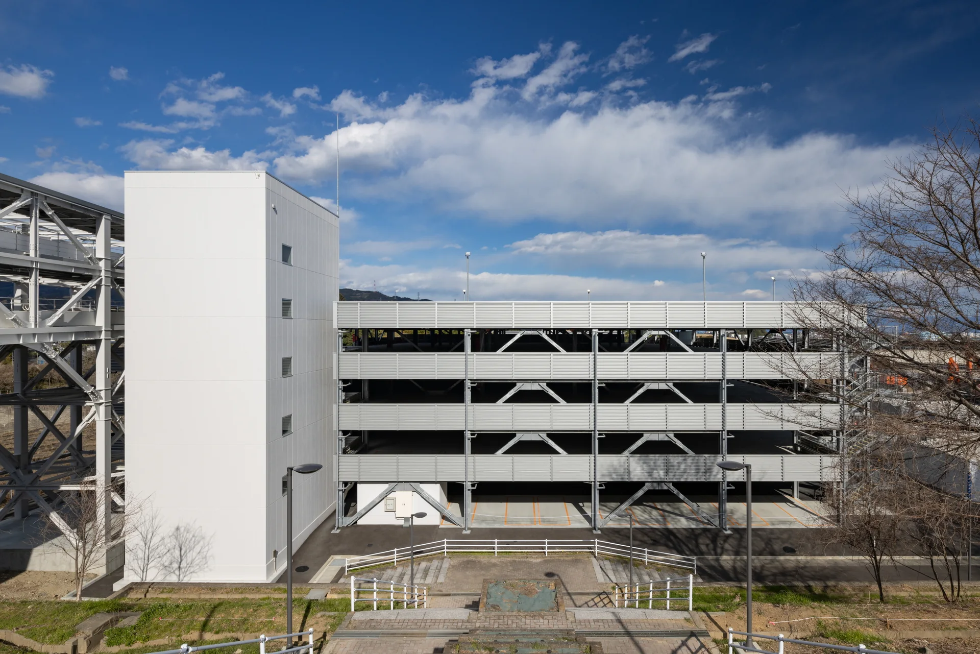 IAI 新本社・庵原新工場 15枚目の写真